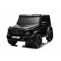 Mașină electrică Mercedes-Benz G63 AMG 4x4 cu două locuri 12V, negru, MP3 Player cu intrare USB/AUX, tracțiune 4x4, baterie 12V14Ah, roți EVA cu suspensie, scaune din piele, telecomandă, licențiat