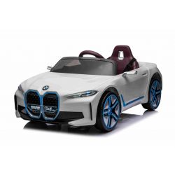 Mașină electrică BMW i4, alb, telecomandă 2,4 GHz, conexiune USB / AUX / Bluetooth, suspensie, baterie 12V, lumini LED, 2 X MOTOR, licență ORIGINALĂ