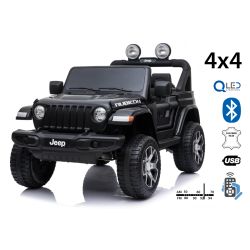 Mașinuță electrică pentru copii JEEP Wrangler, Negru, scaun din piele, Radio cu intrare Bluetooth și USB, unitate 4x4, baterie de 12V10Ah, roți EVA, suspensii spate, telecomandă de 2,4 GHz, comutator funcție telecomandă/ pedală, licențiat