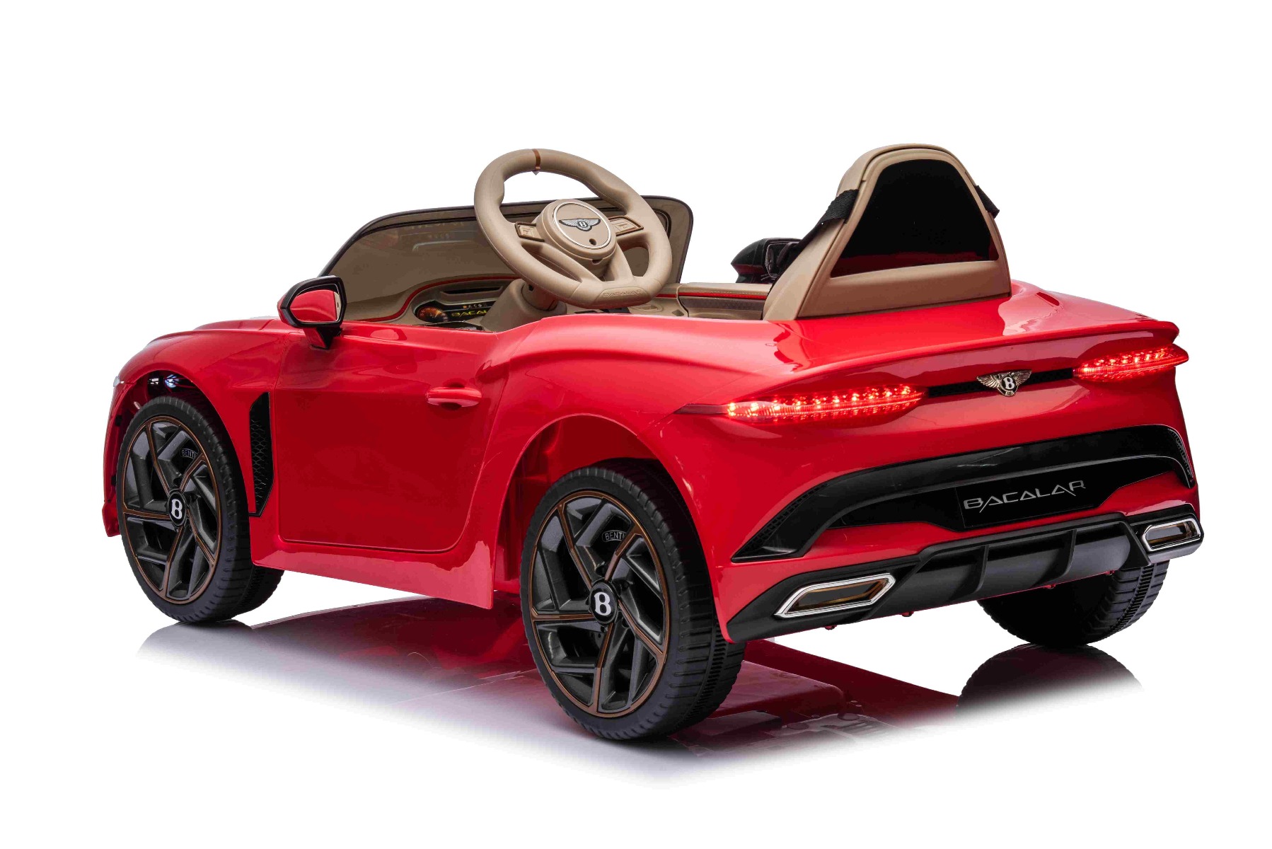 Lumini LED funcționale și în spate