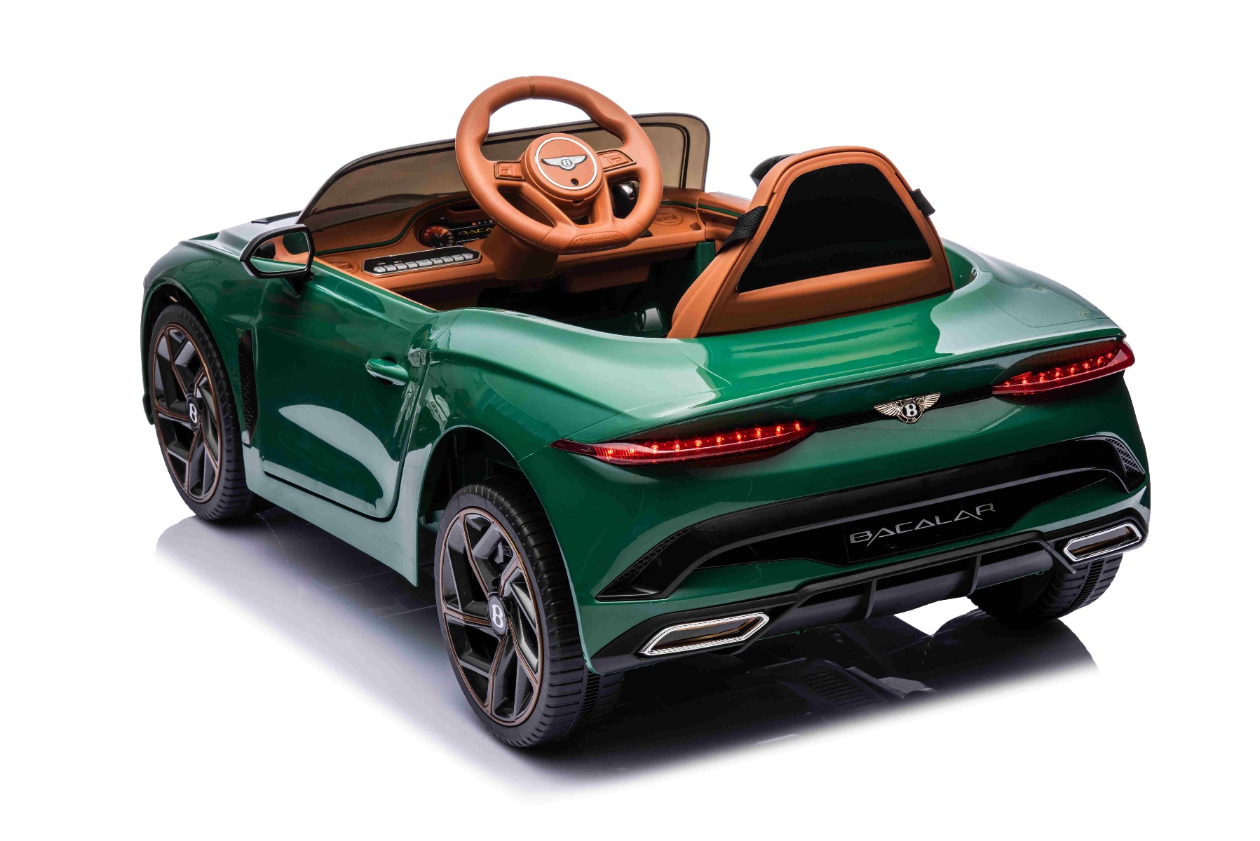 Lumini LED funcționale și în spate