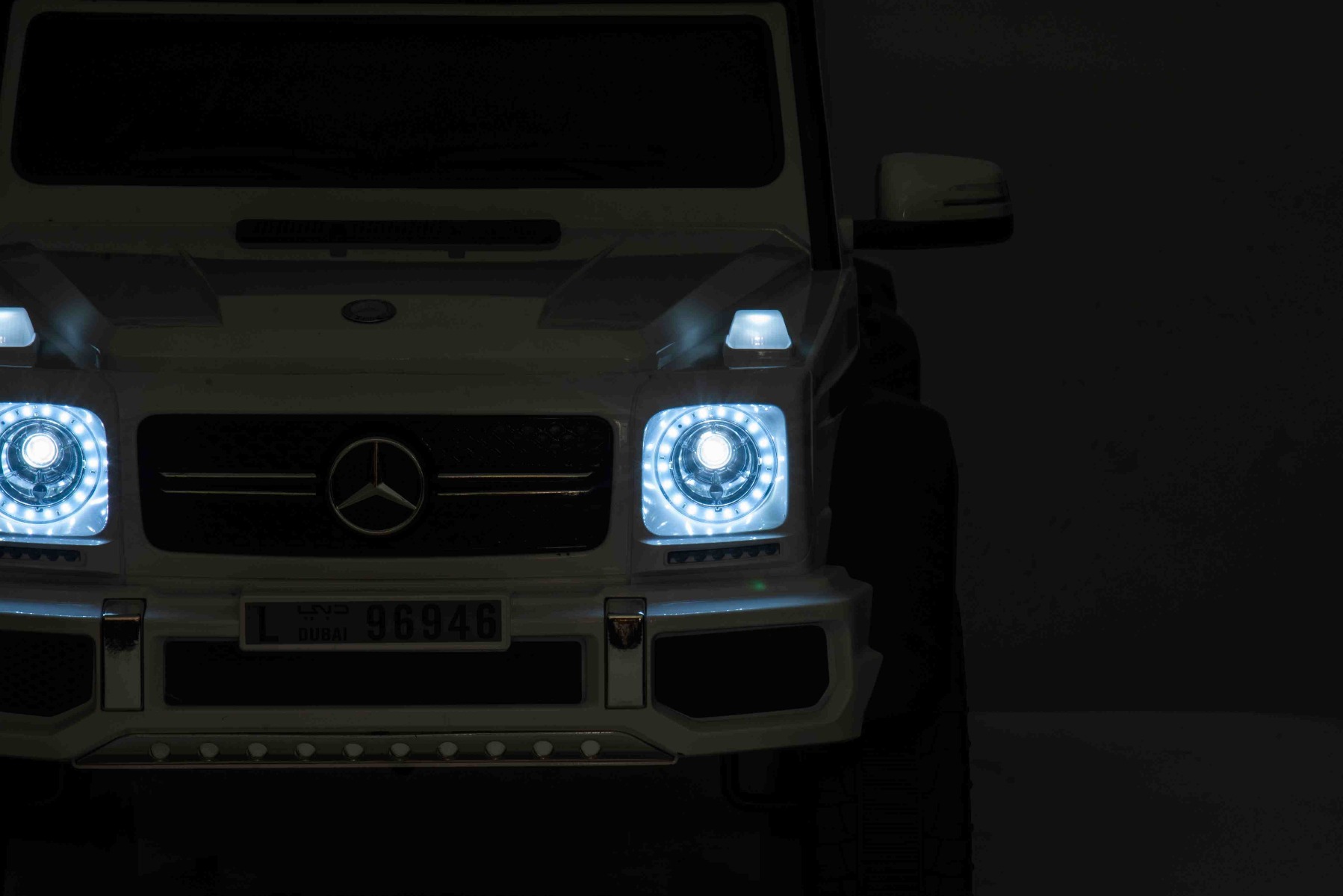 Lumini LED